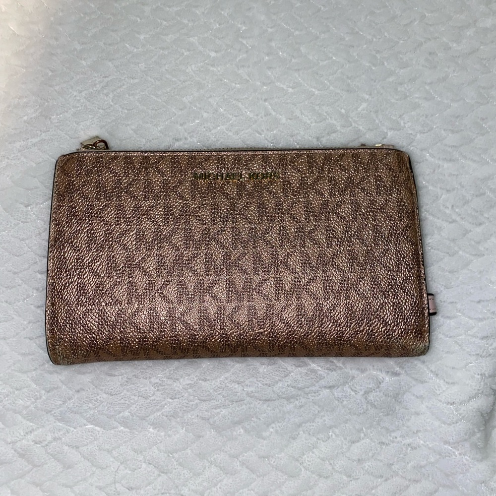 Michael kors jet set wallet